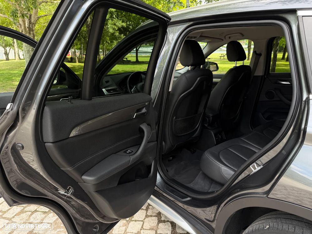 BMW X1 18 d sDrive Auto xLine - 32