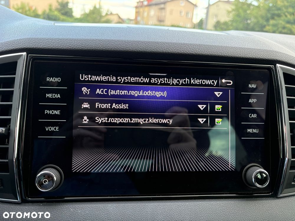 Skoda Karoq 1.5 TSI Style - 25