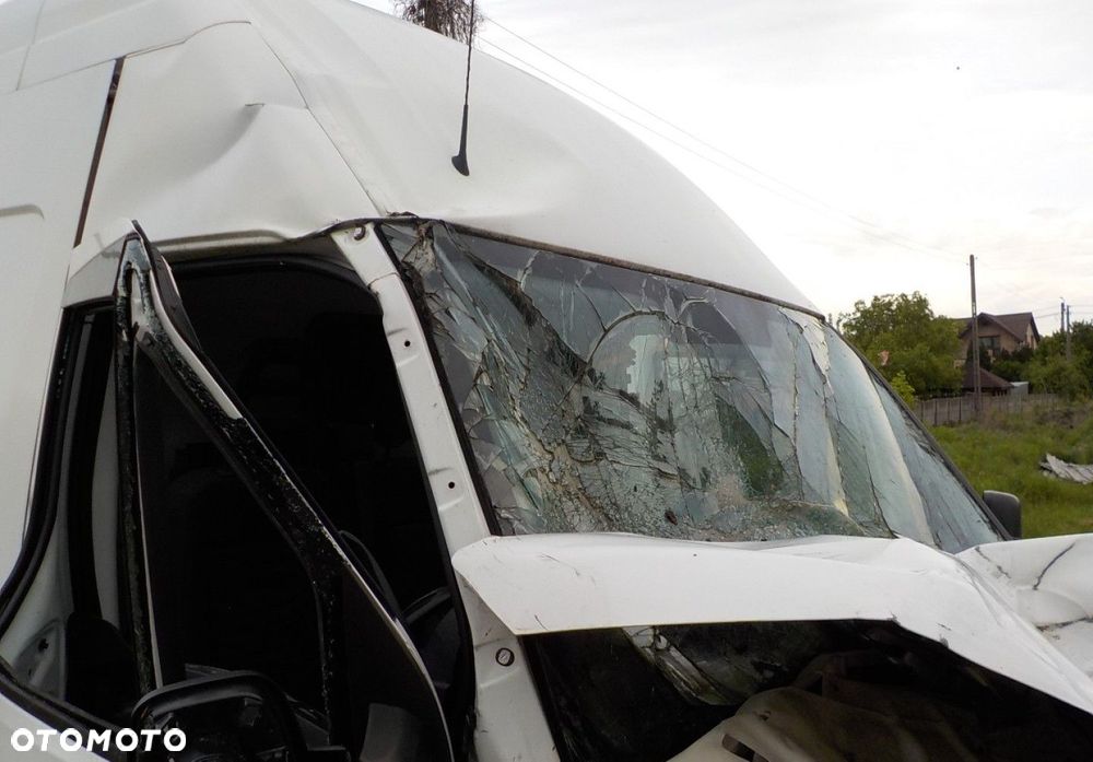 Iveco 35s16 - 21