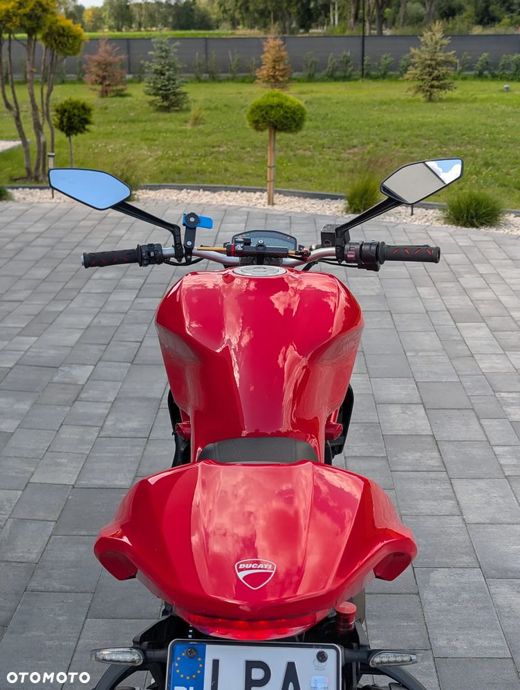 Ducati Monster - 25