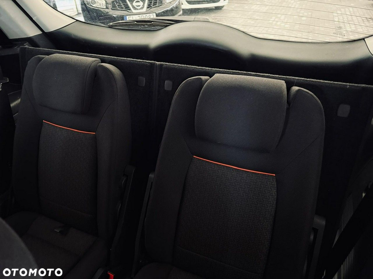 Ford S-Max - 39