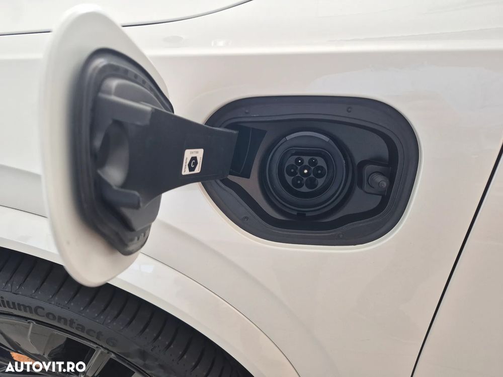 Volvo XC 90 T8 AWD PHEV Ultra Black Edition - 30
