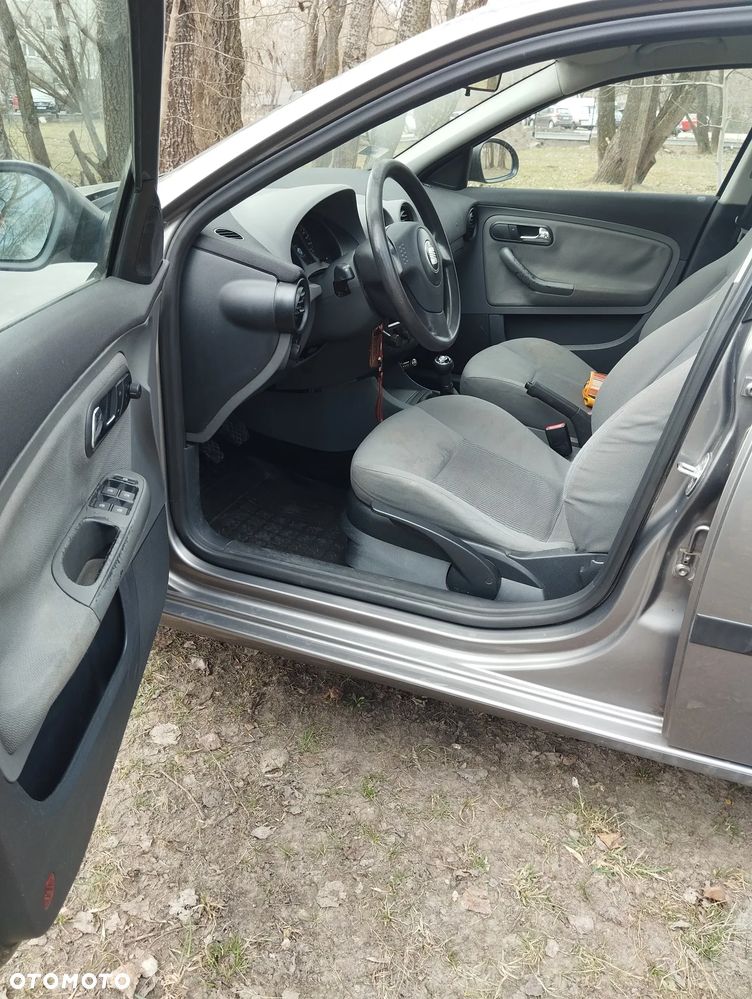 Seat Ibiza 1.4 16V Signo - 7