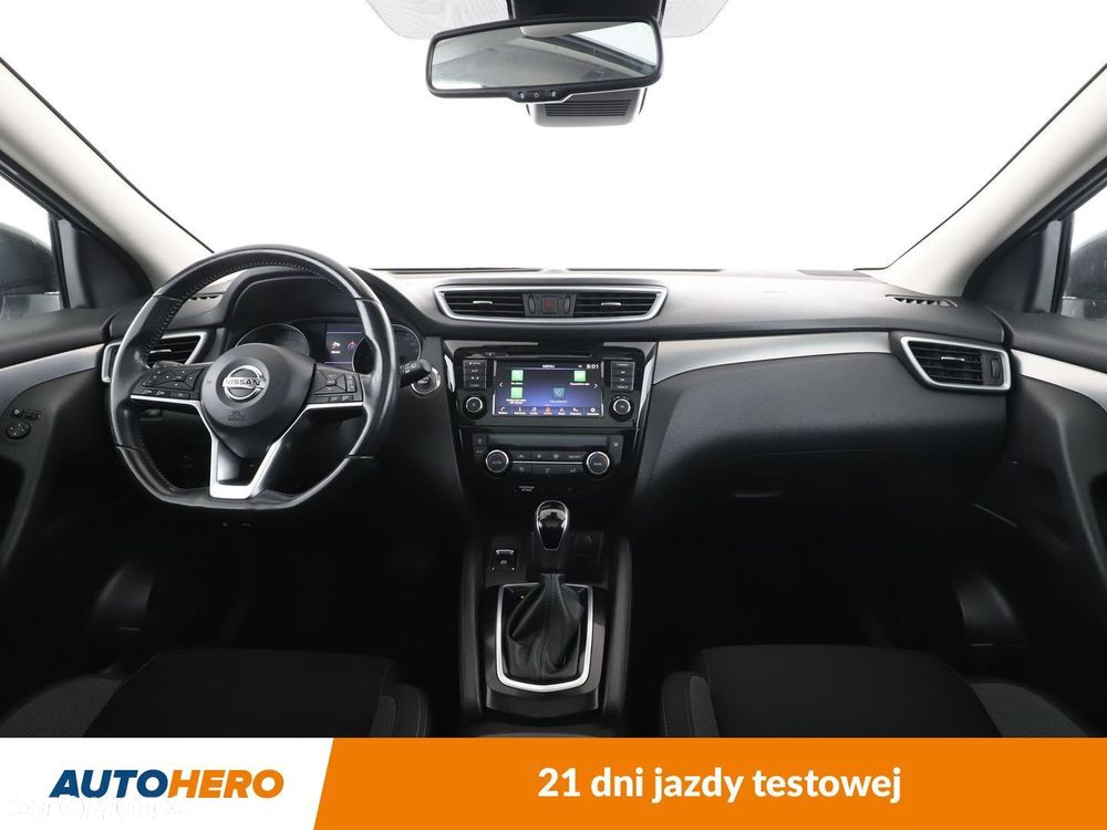 Nissan Qashqai - 12