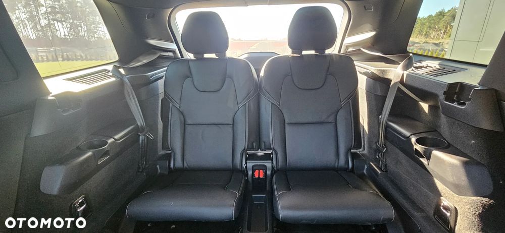 Volvo XC 90 B5 D AWD R-Design 7os - 16