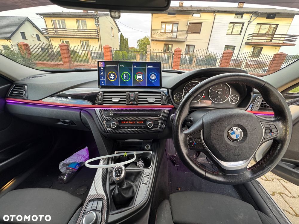BMW Seria 3 318d Sport Line - 8