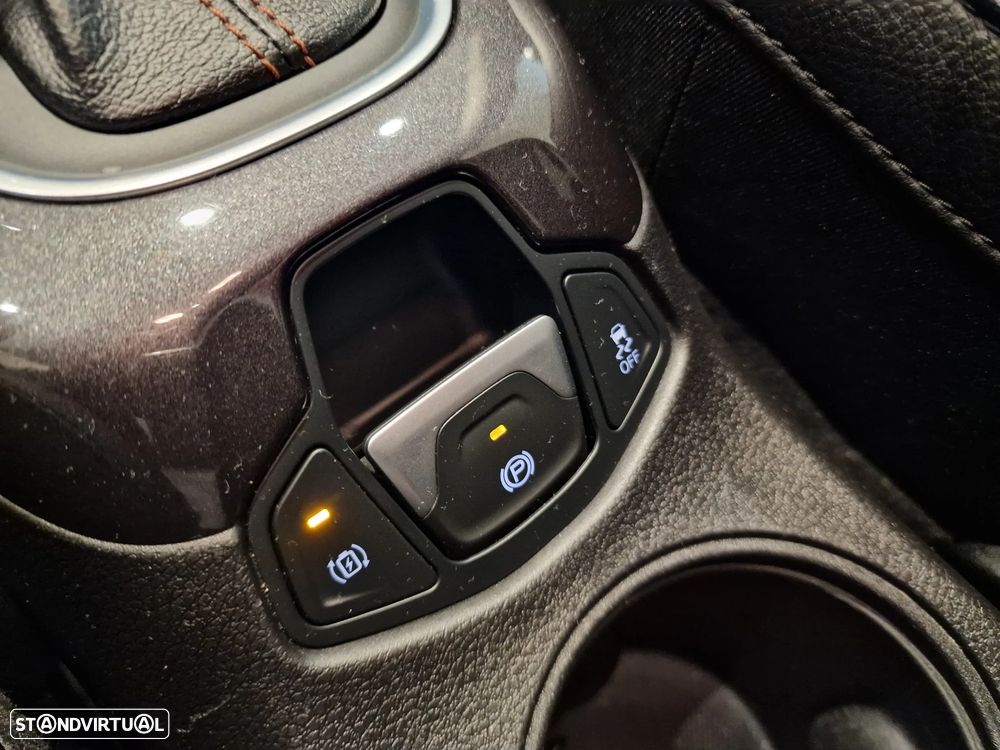 Jeep Compass 1.3 TG Night Eagle - 17