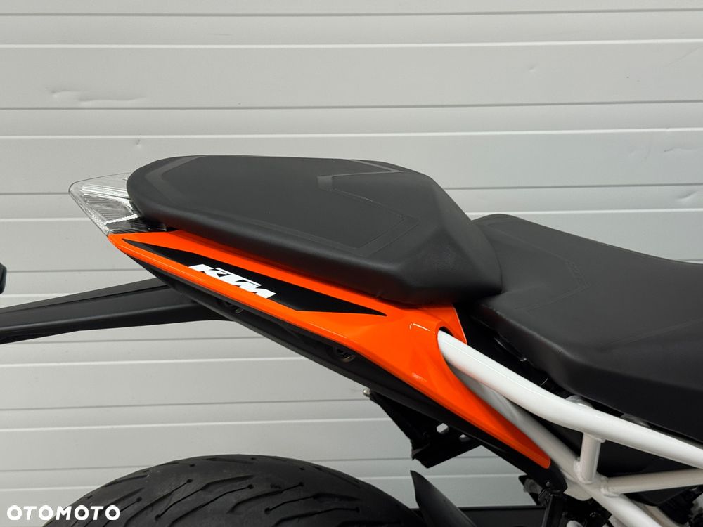 KTM Duke 125 - 12