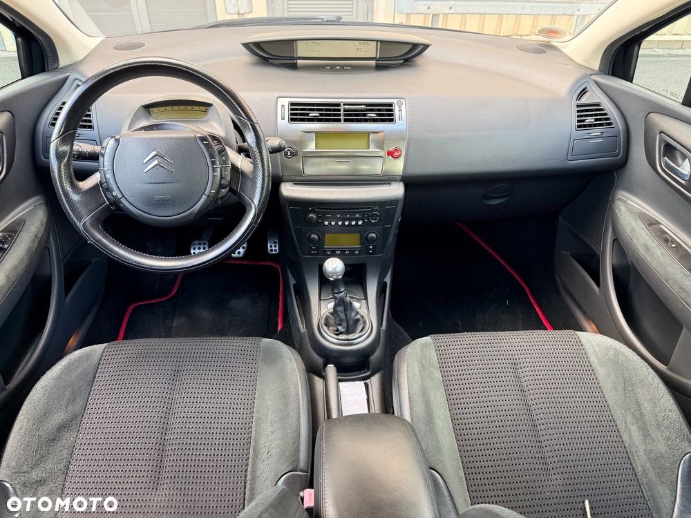 Citroën C4 2.0 16V VTR Plus - 19