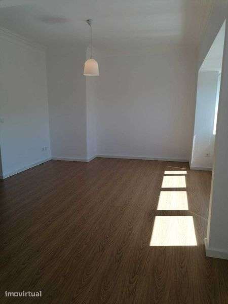 Arrenda-se apartamento em avenida de Roma, 116 - Grande imagem: 3/10