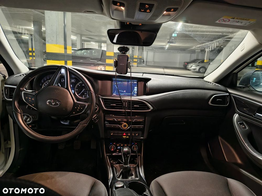 Infiniti Q30 1.5d - 7