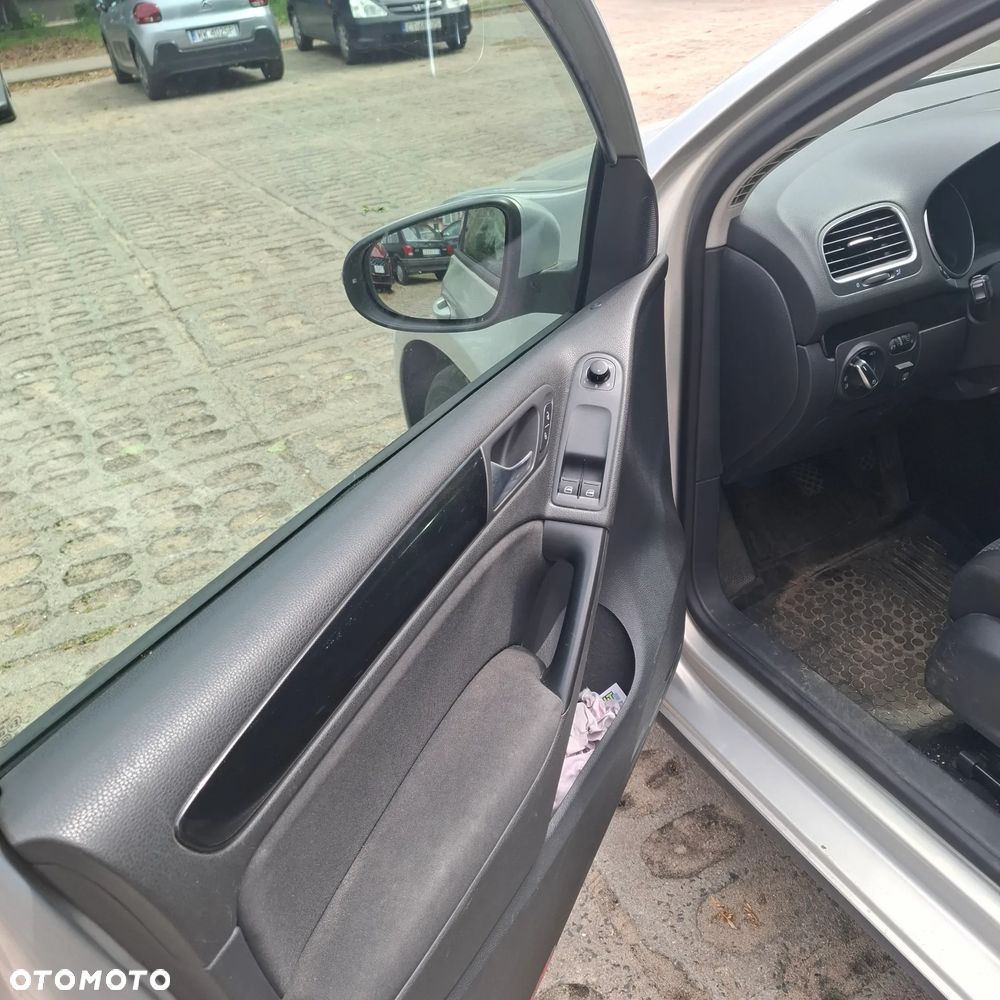 Volkswagen Golf 1.6 Trendline - 6