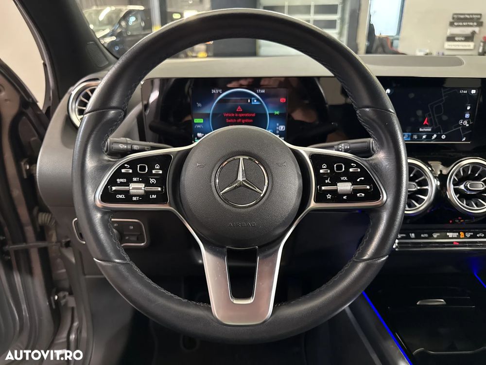 Mercedes-Benz EQA 250 - 17