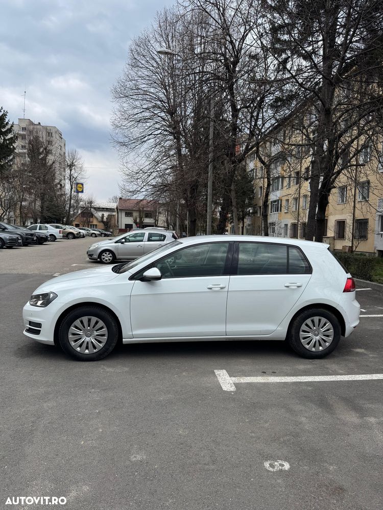Volkswagen Golf - 15