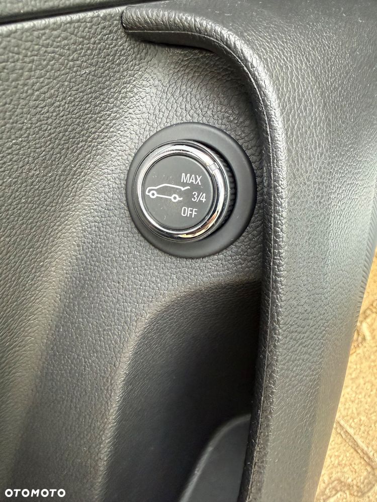 Opel Insignia 2.0 CDTI automatik Business Edition - 19