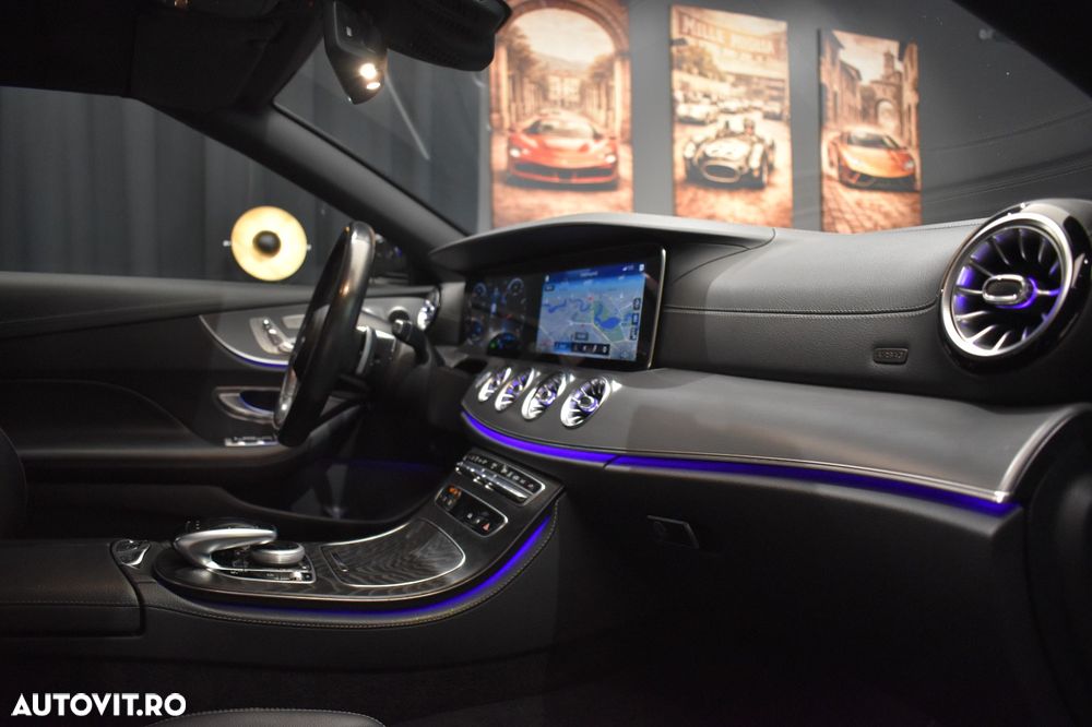 Mercedes-Benz E 200 4Matic 9G-TRONIC Night Edition - 20