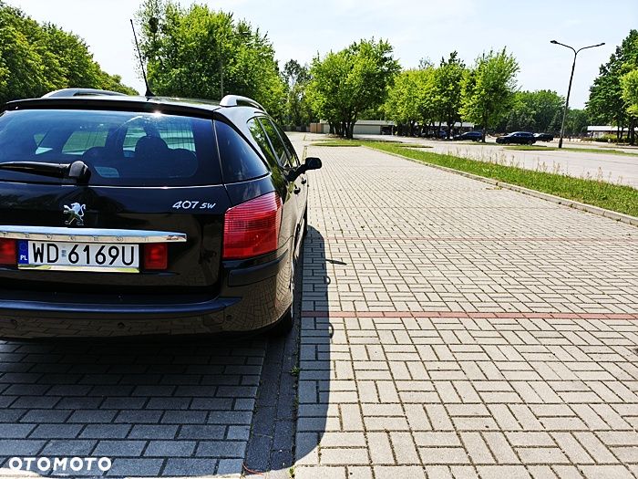 Peugeot 407 - 11