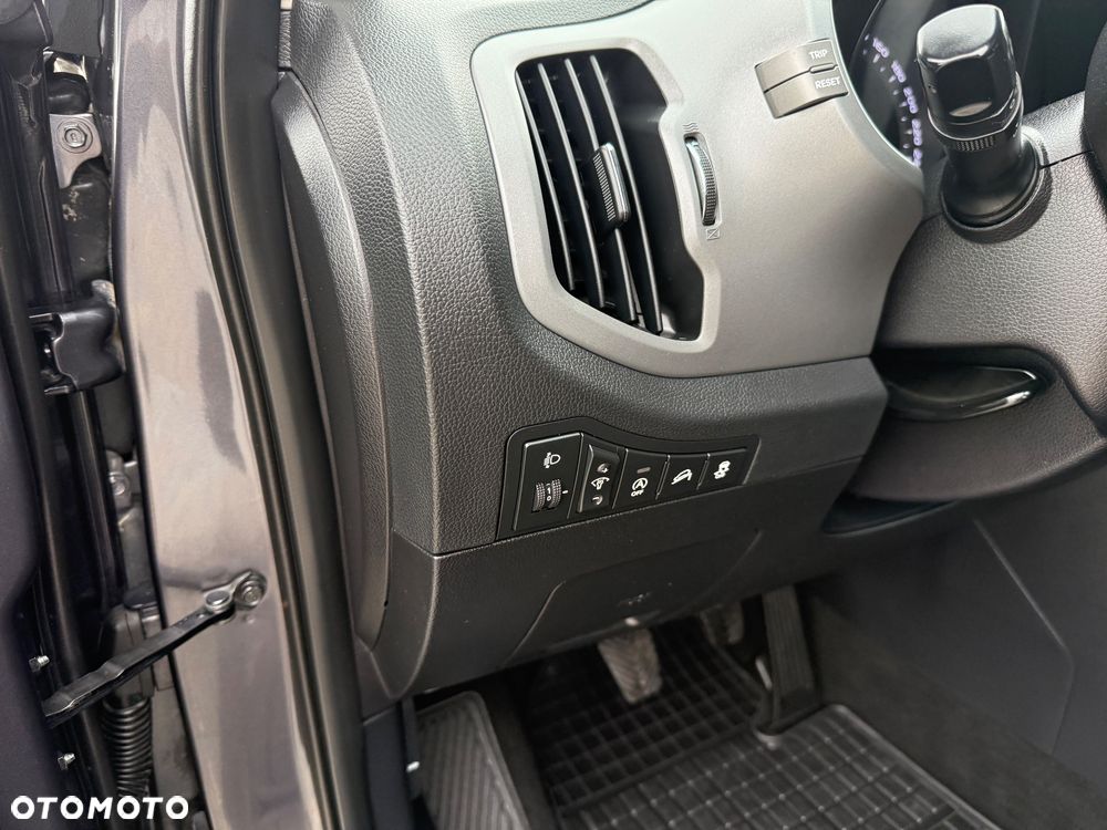 Kia Sportage 1.7 CRDI 2WD Vision - 20