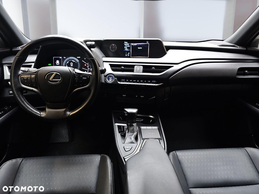 Lexus UX 250h GPF F Impression 2WD - 8