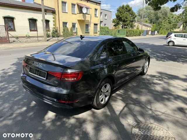 Audi A4 Limousine 2.0 TDI 112g DPF Attraction - 1