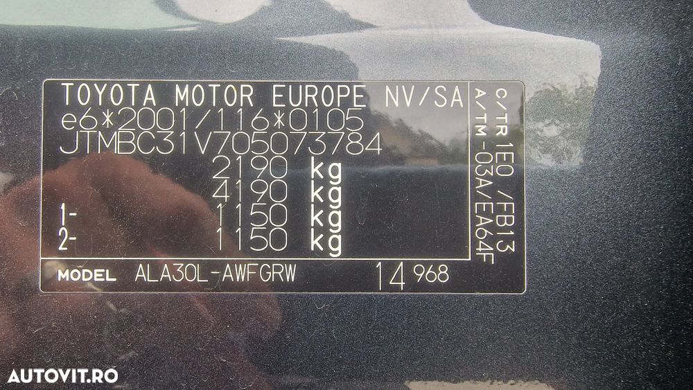 Toyota RAV4 2.2 D-4D Luxury - 11