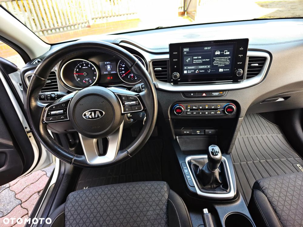 Kia XCeed 1.4 T-GDI M - 35