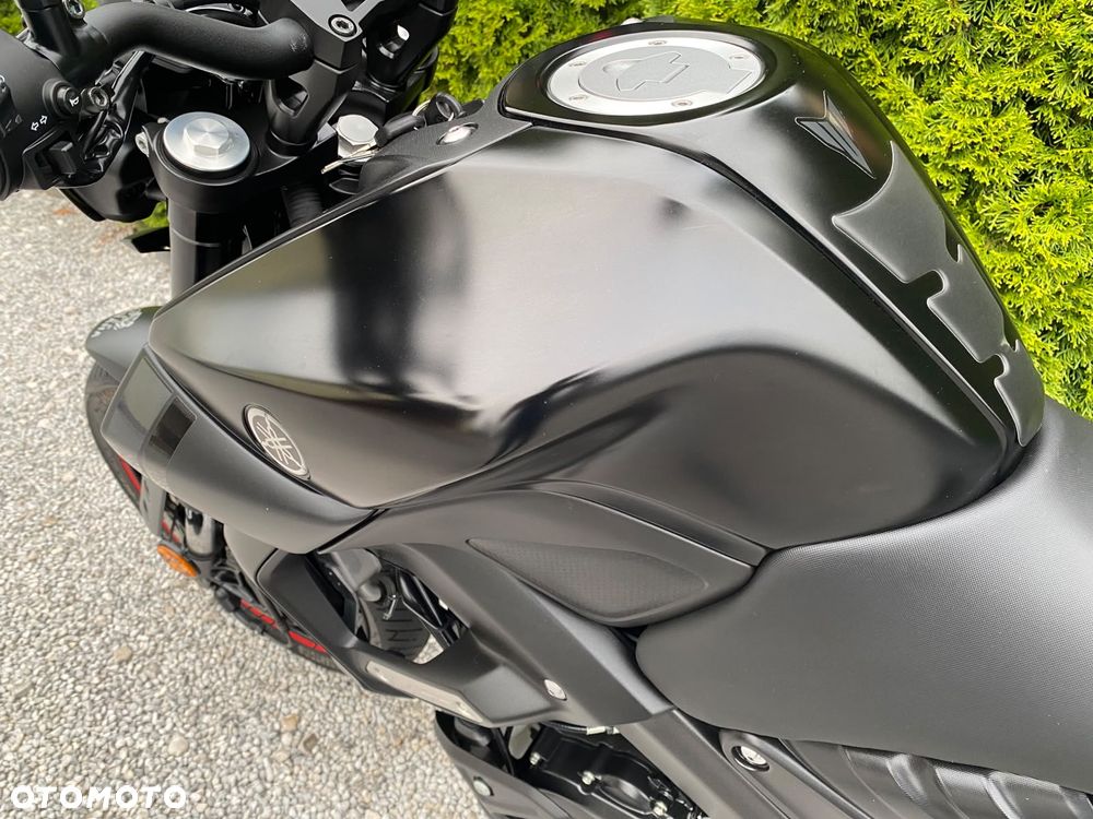 Yamaha MT - 19
