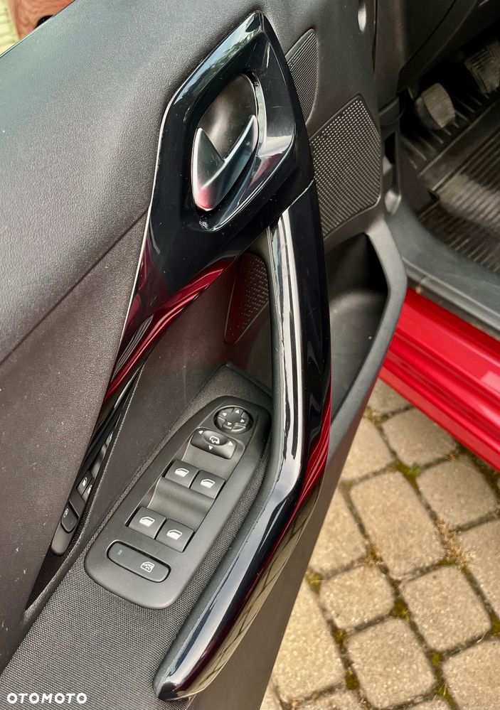 Peugeot 208 1.2 PureTech GPF Signature S&S - 13