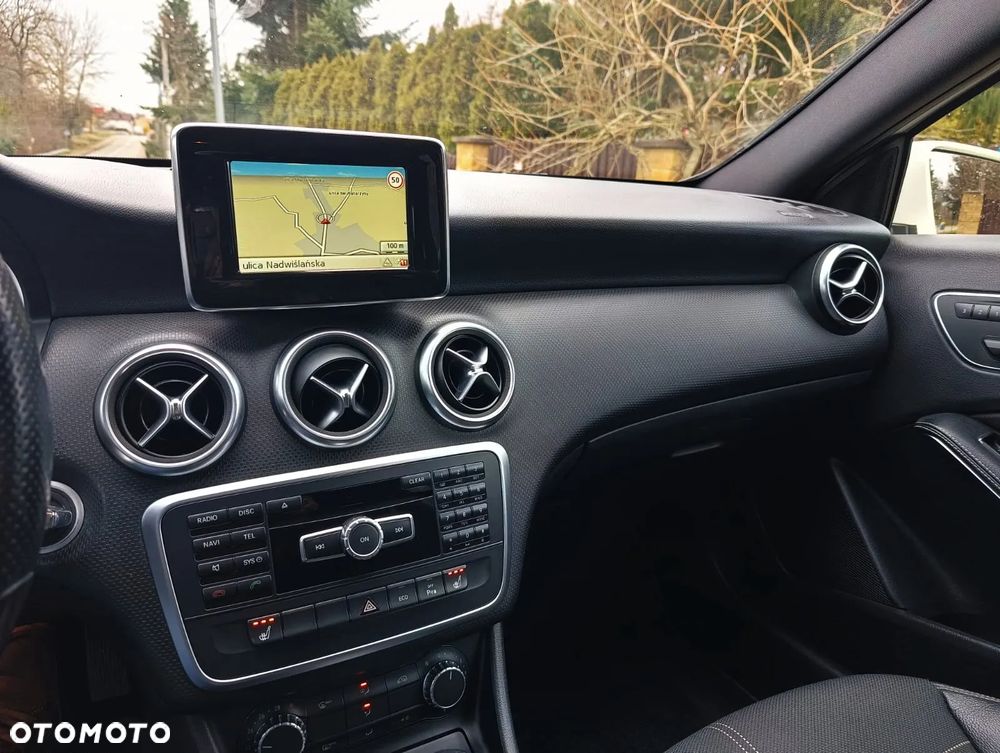 Mercedes-Benz Klasa A 180 (BlueEFFICIENCY) Urban - 9