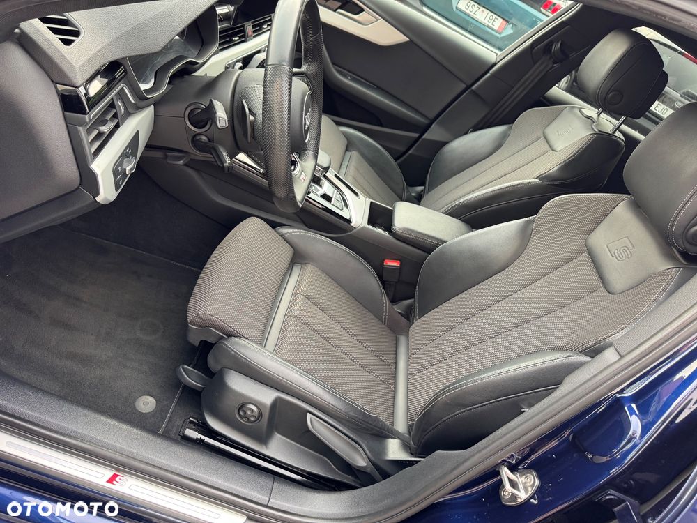 Audi A4 Avant 40 TDI Quattro S Line S tronic - 19