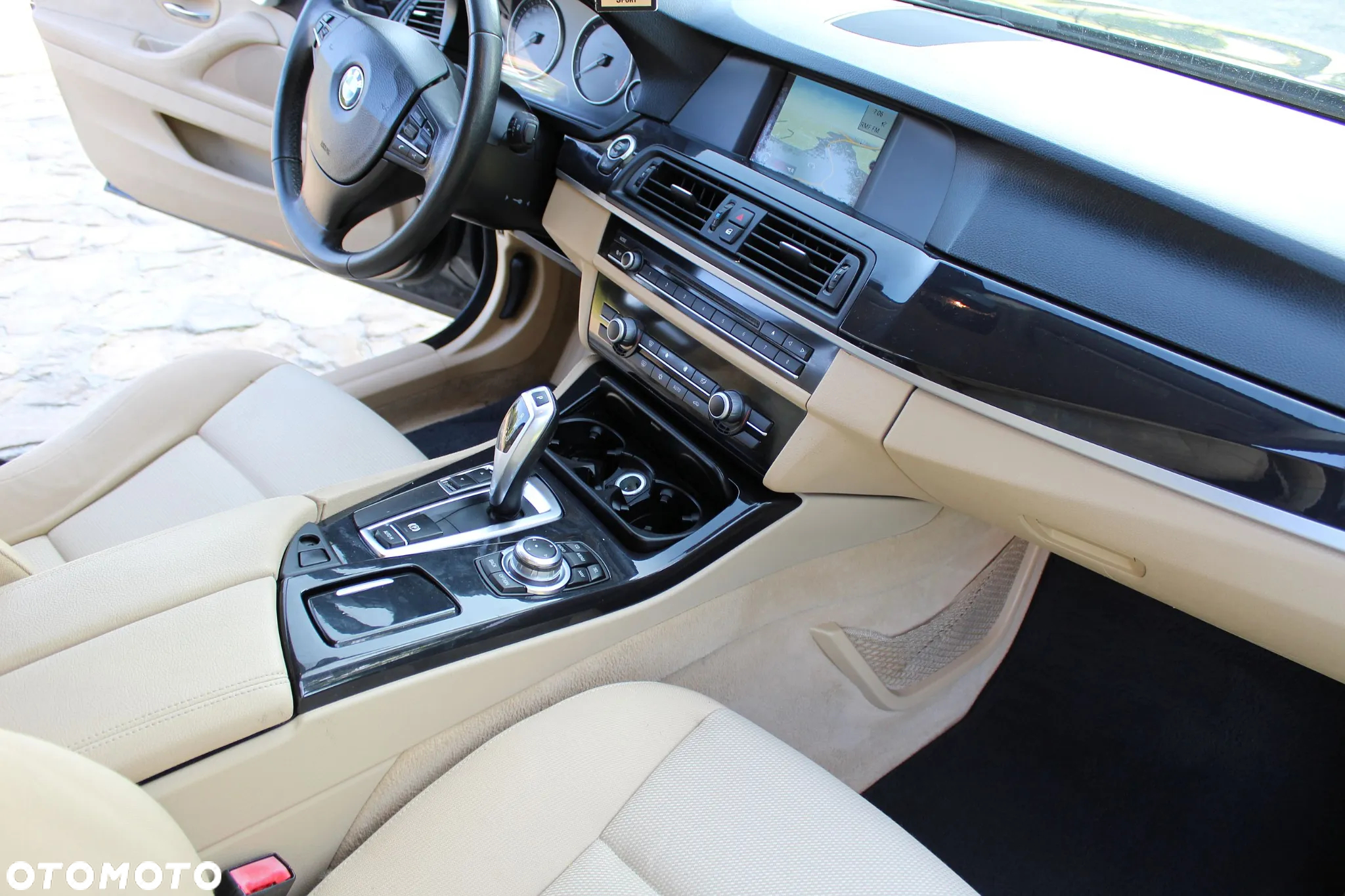 BMW Seria 5 520d Touring Modern Line - 16