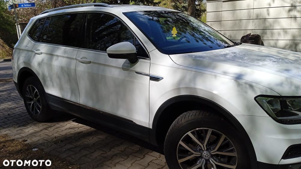 Volkswagen Tiguan Allspace 2.0 TDI SCR DSG Comfortline - 3