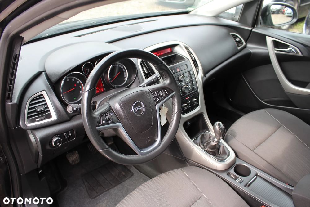 Opel Astra 1.6 Design Edition - 5