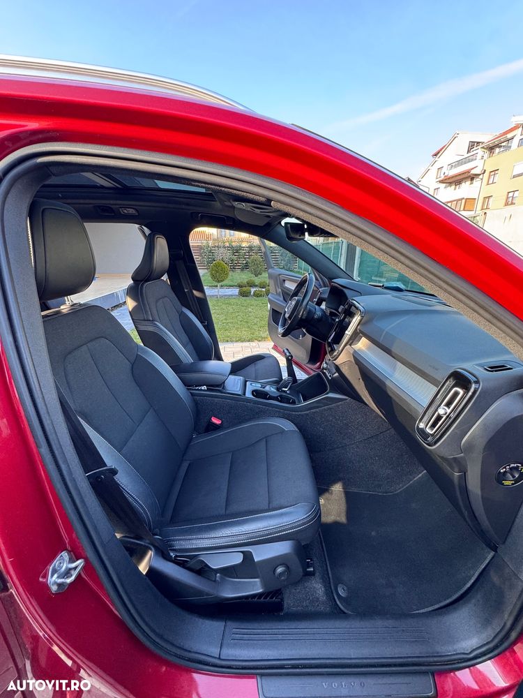 Volvo XC 40 D3 AWD Momentum Pro - 14