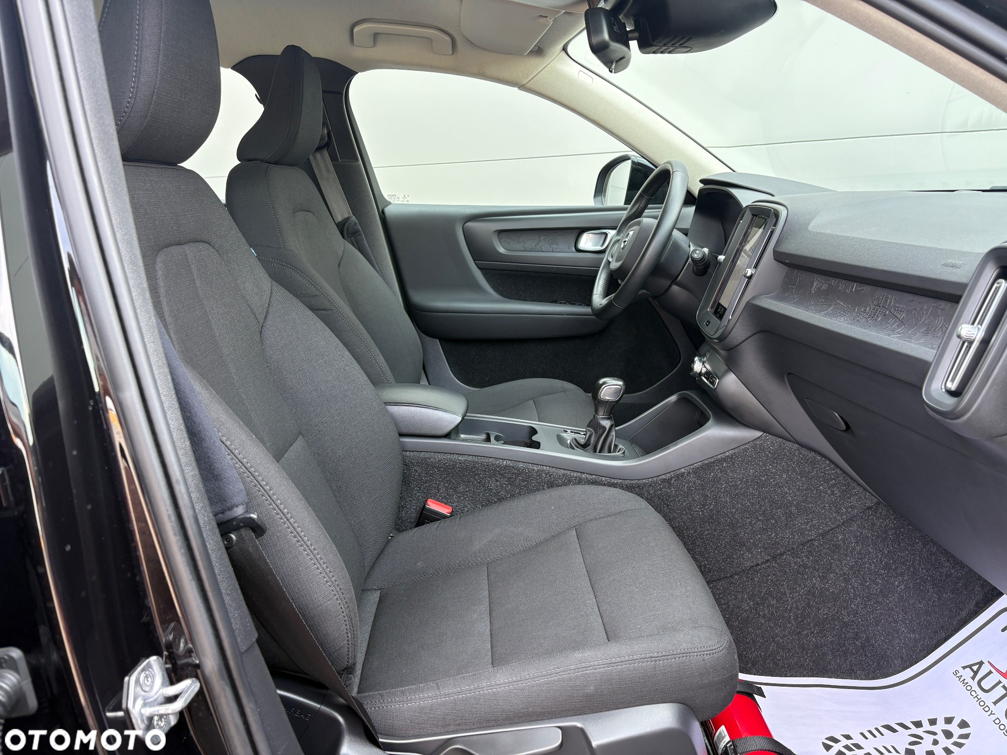 Volvo XC 40 D3 Momentum Pro - 20