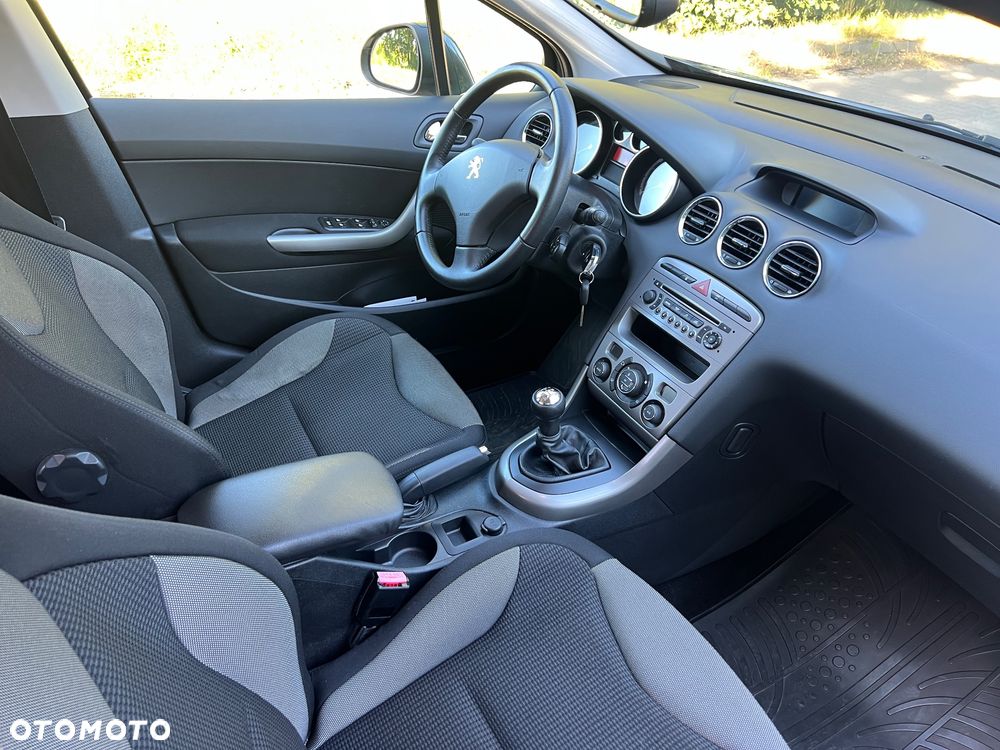 Peugeot 308 - 11