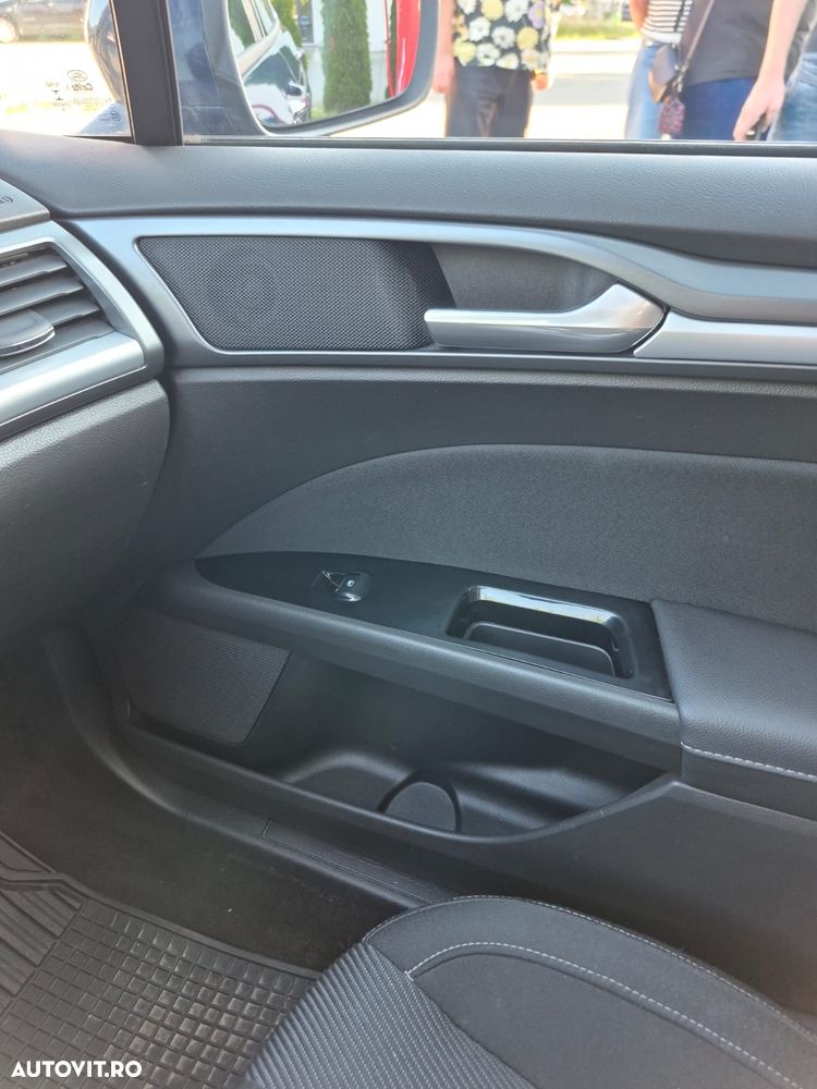 Ford Mondeo 2.0 TDCi Powershift Business - 13