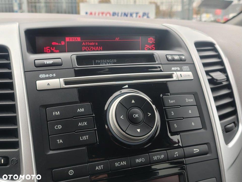 Kia Venga - 23