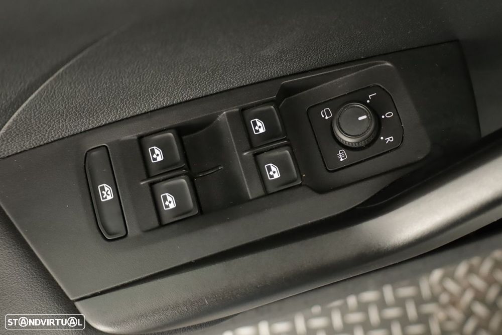 VW T-Cross 1.0 TSI Life - 19