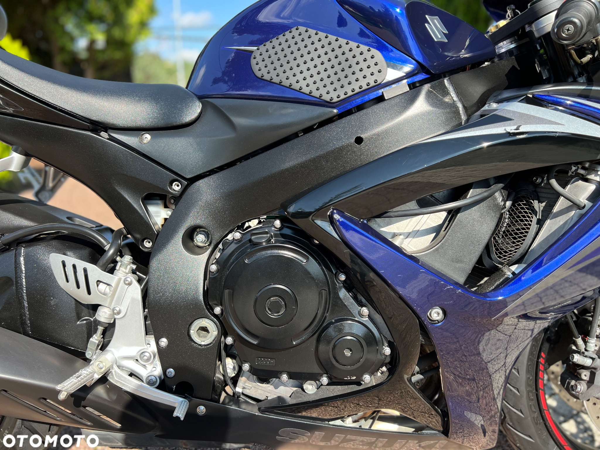 Suzuki GSX-R - 7