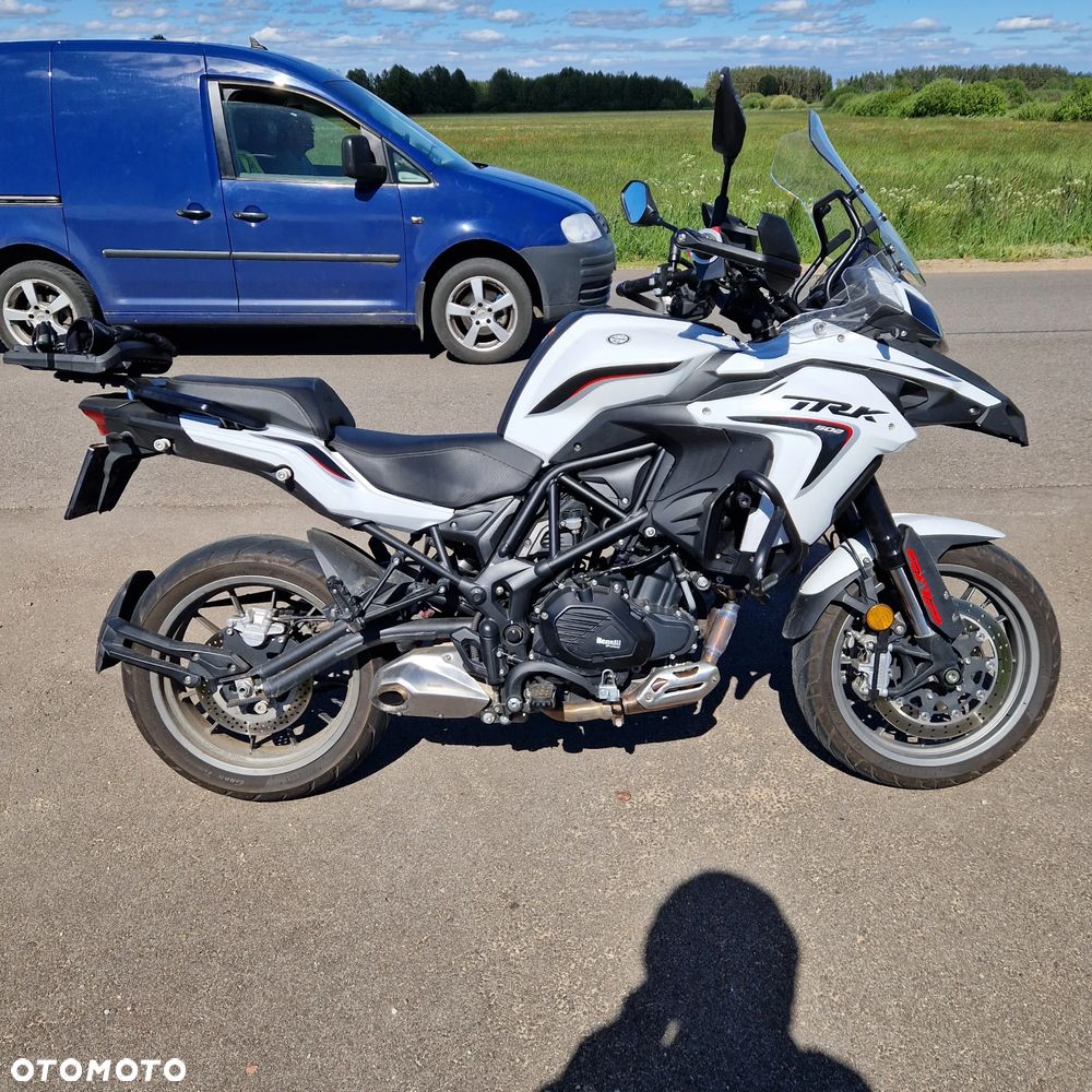 Benelli TRK 502 - 10