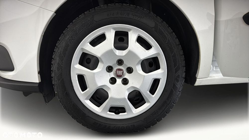 Fiat Doblo Cargo/Van - 19