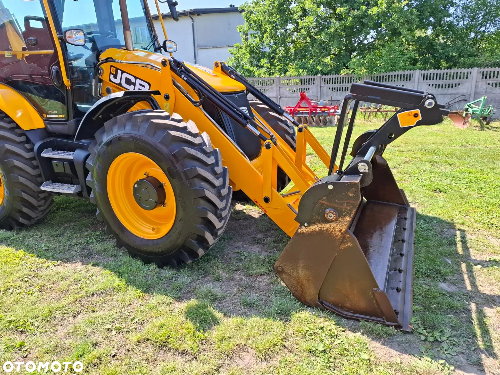 JCB 4CX - 11
