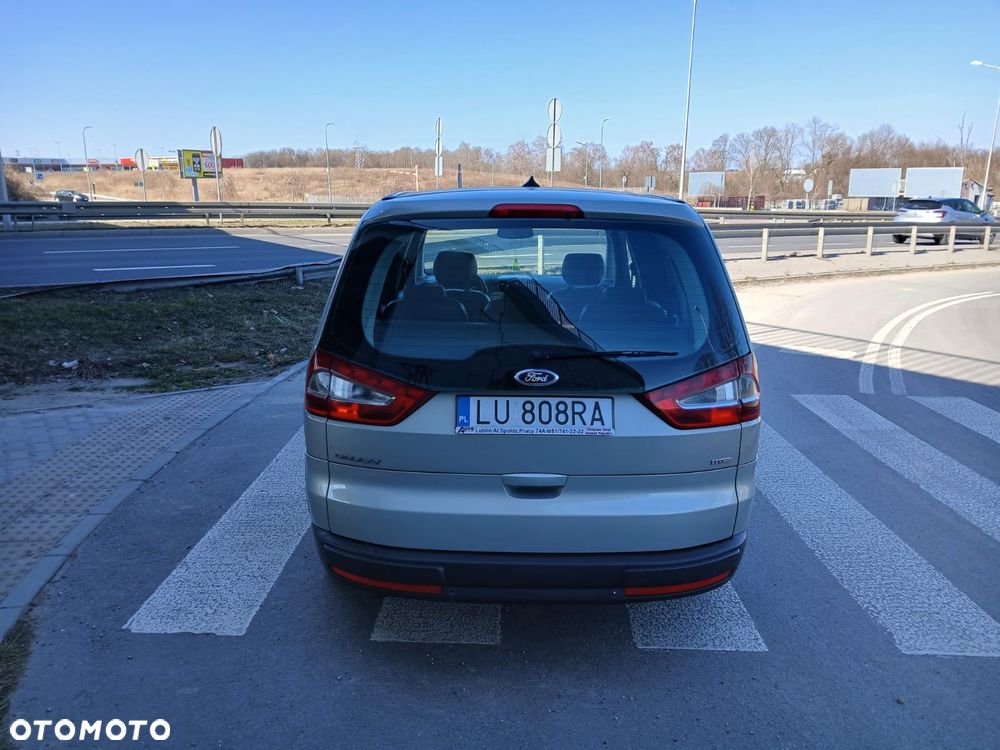 Ford Galaxy 2.0 TDCi Ghia - 4