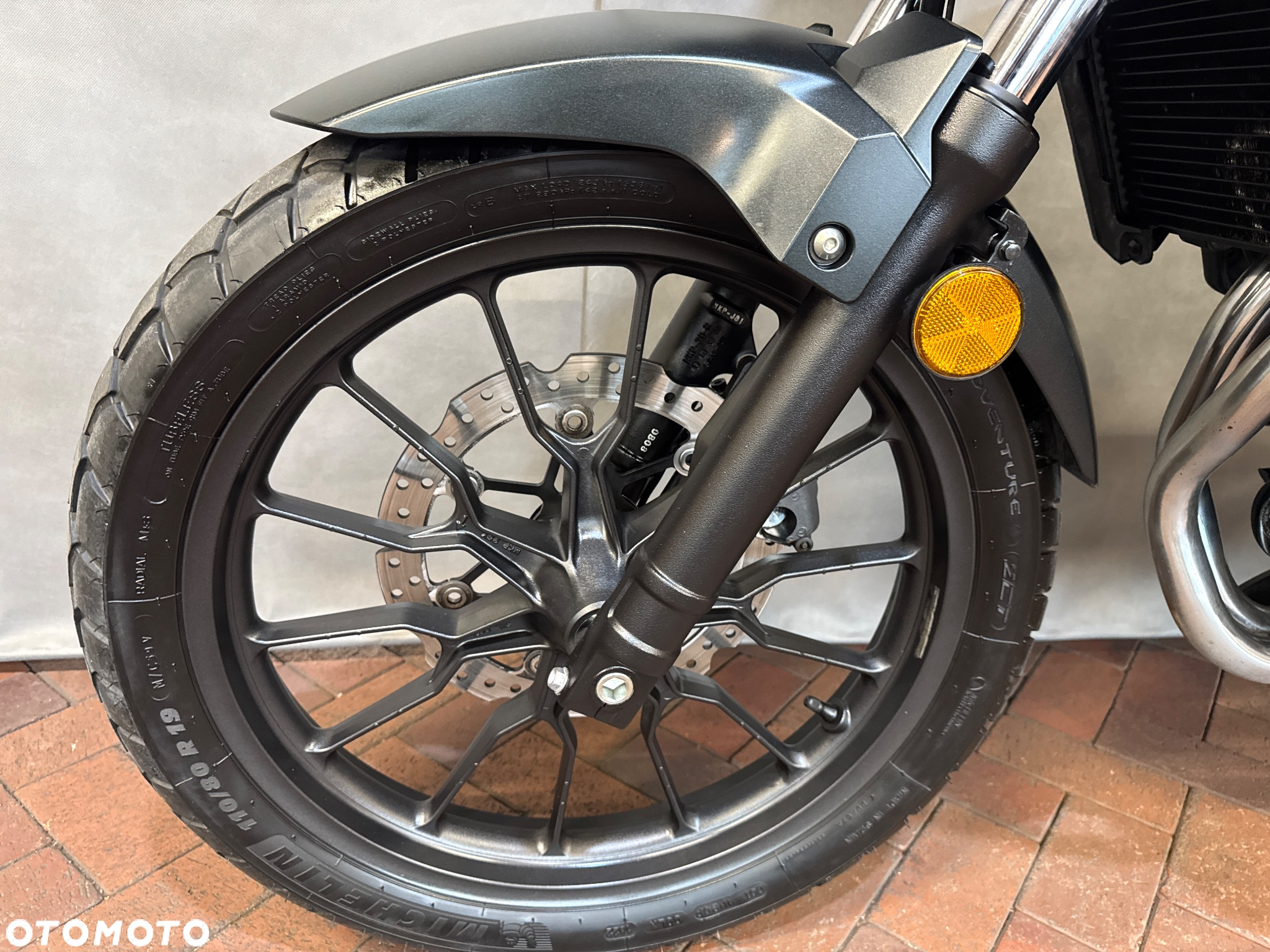 Honda CB - 21