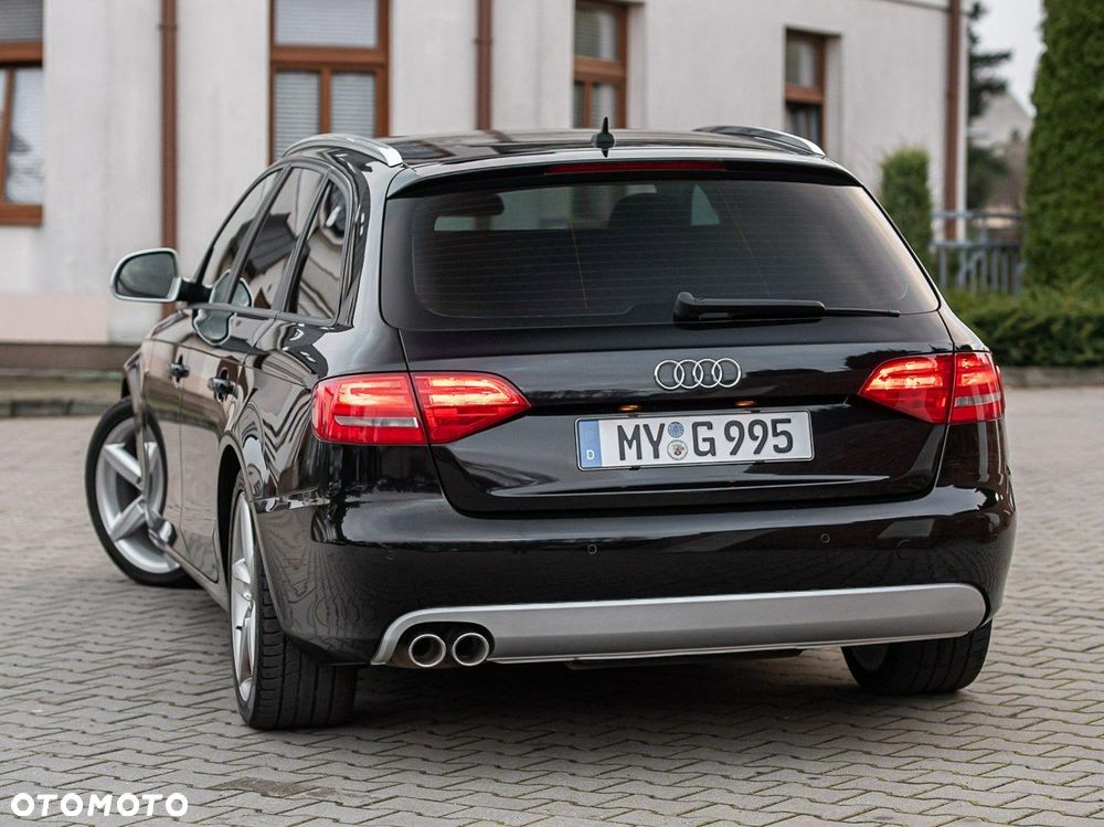 Audi A4 Avant 2.0 TDI DPF S line Sportpaket - 2