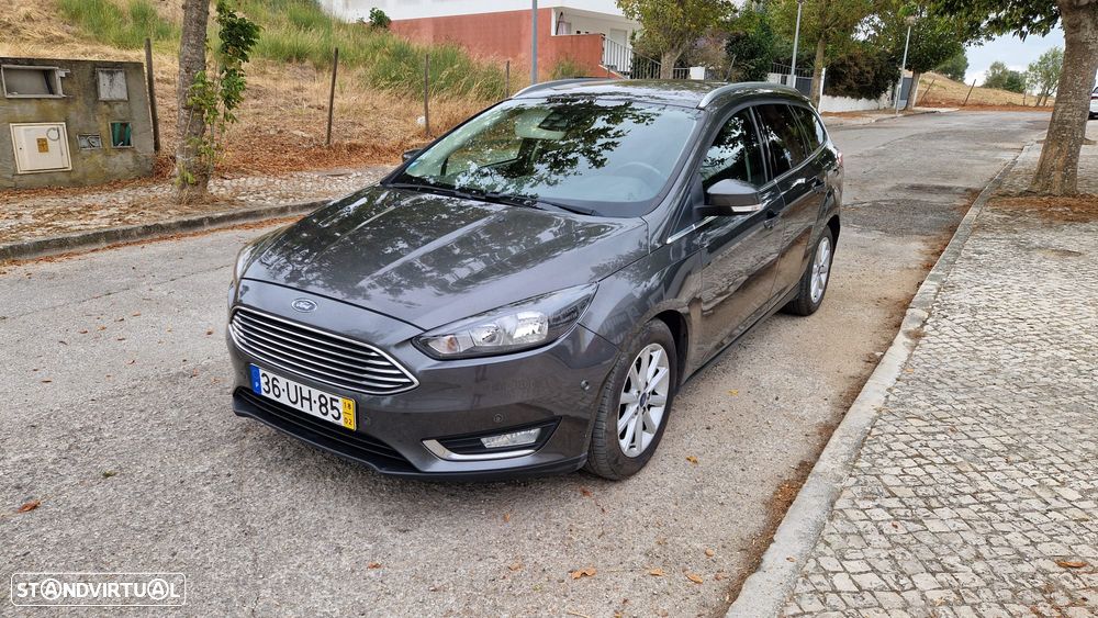 Ford Focus 1.5 TDCi Titanium - 1
