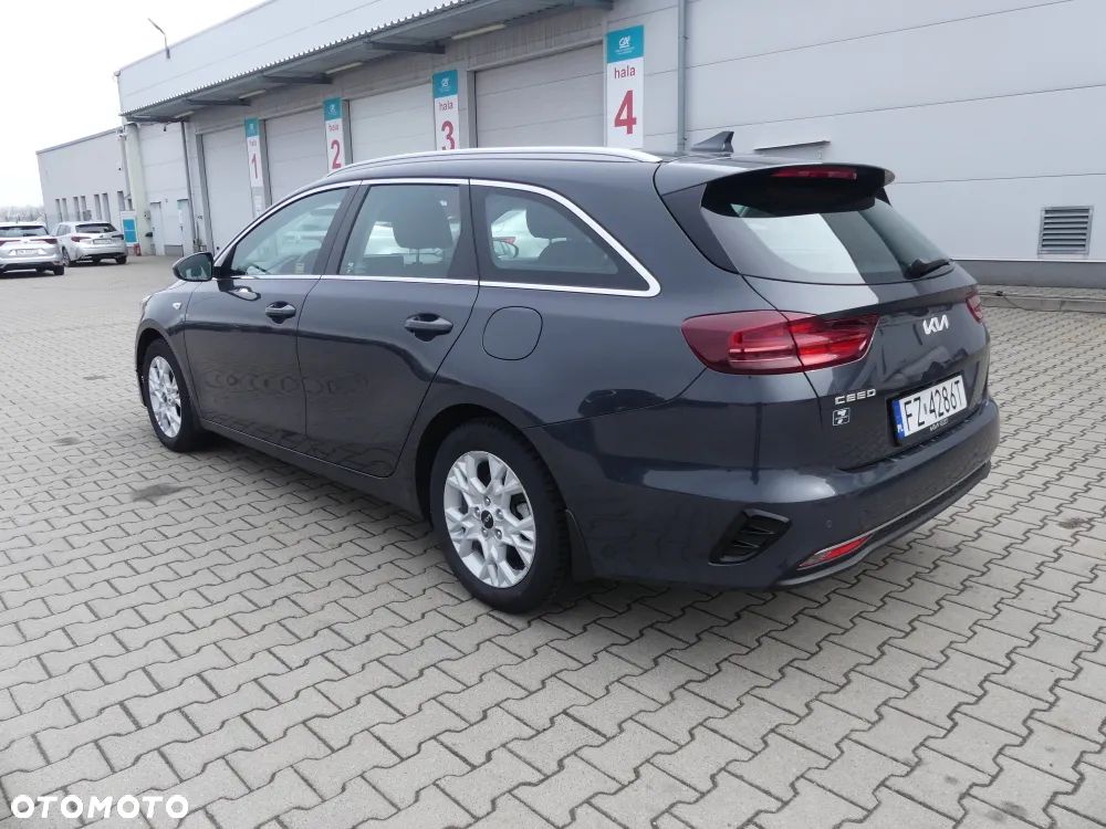 Kia Ceed 1.5 T-GDI Business Line DCT - 10