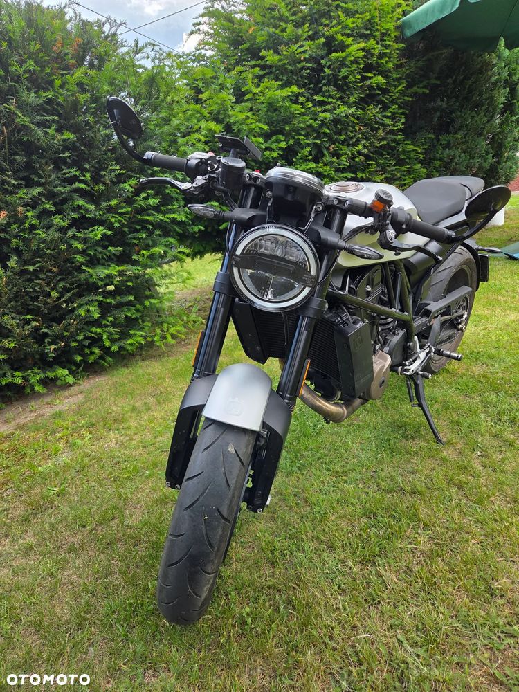 Husqvarna Vitpilen - 5