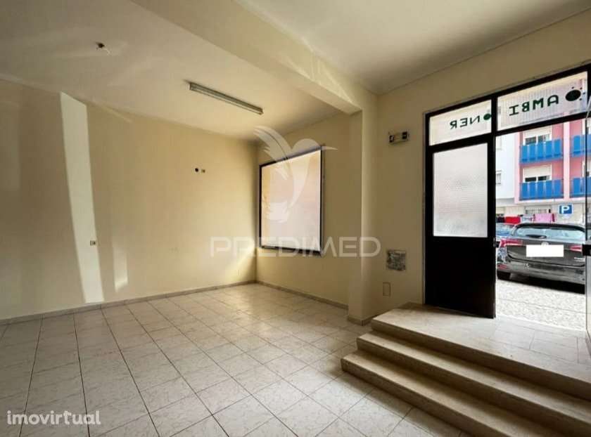 Excelente Loja em São Marcos – Agualva-Cacém - Grande imagem: 2/11